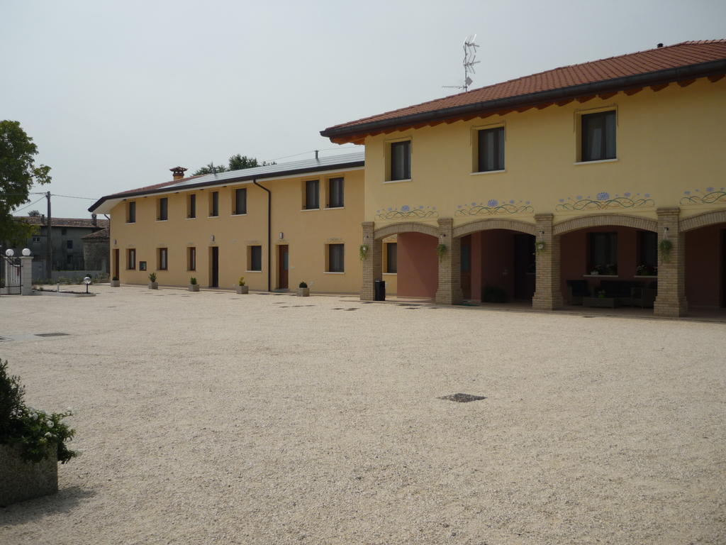 Agriturismo Ai Laghi Pocenia Eksteriør bilde